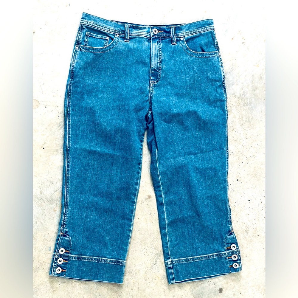 FRESH PRODUCE Crop Jeans Women’s Sz 6 Medium Wash Soft - BLUE